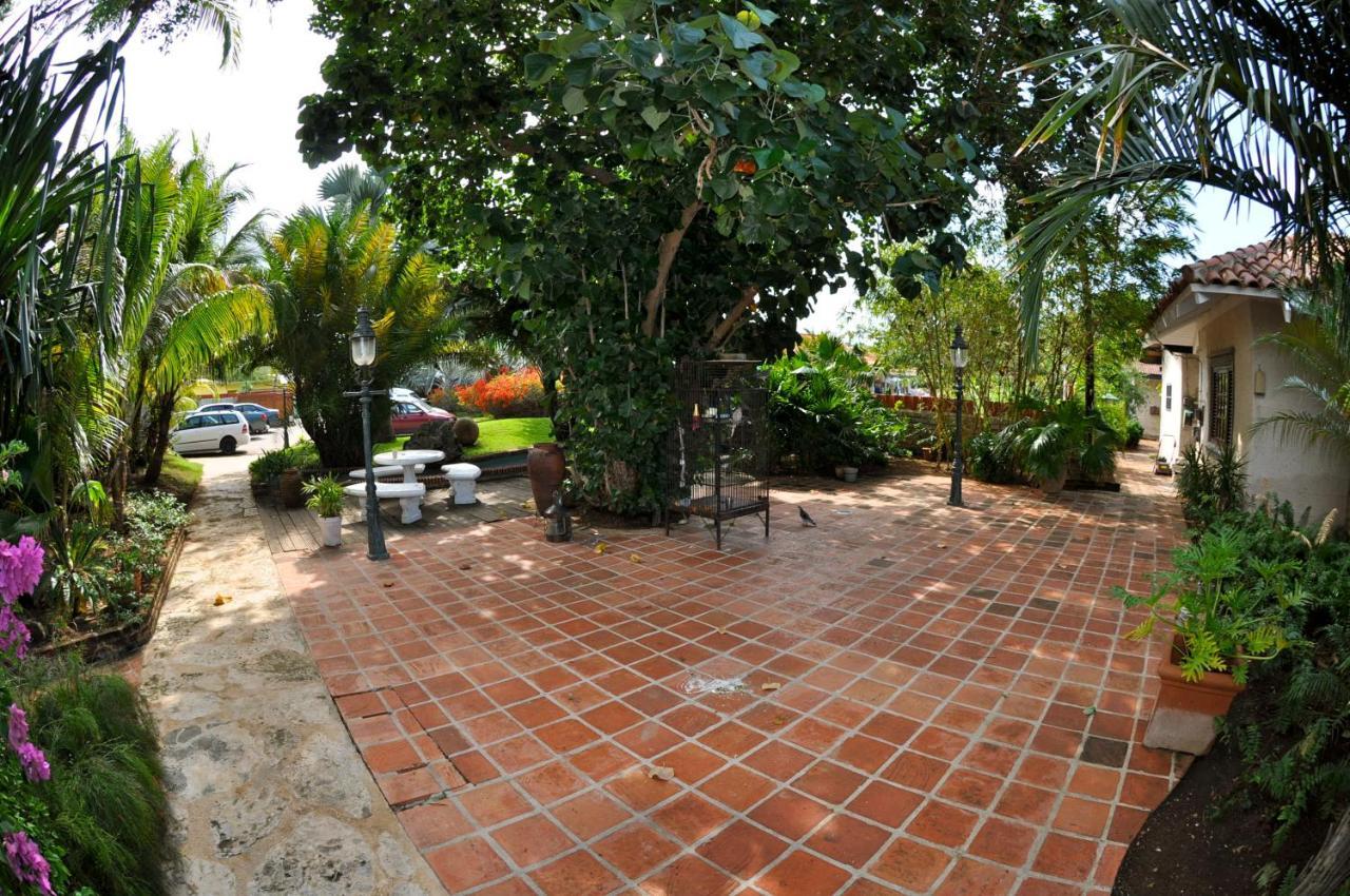 Sun Reef Village On Sea Willemstad Esterno foto